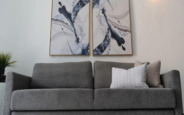 Elokut Apartments by Stay with Bear