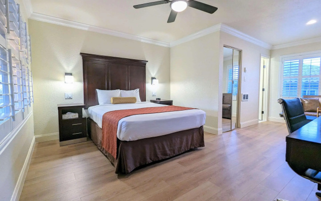 Clarion Collection Wilkie's Inn Pacific Grove - Monterey