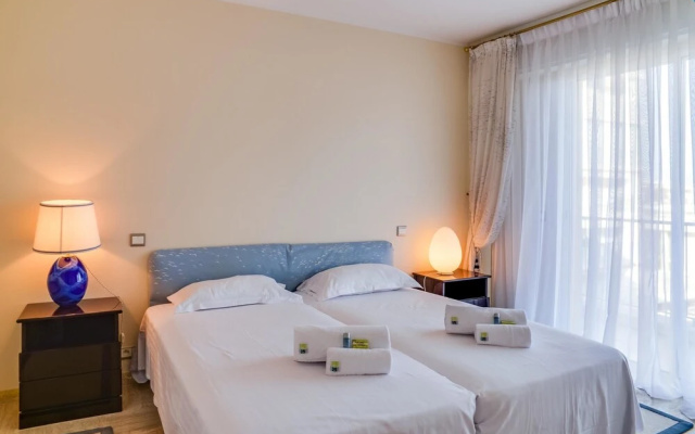 Saint-James Apartment 3