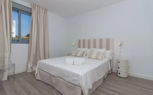 Apartment Yvonny Cabopino Canovas