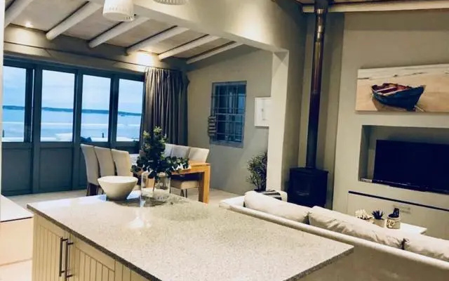 Tides Holiday Home