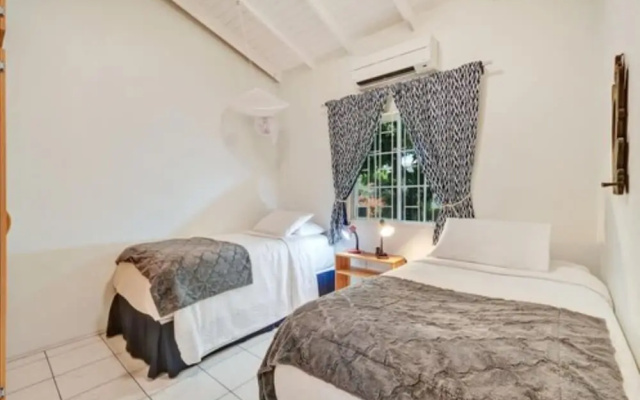 Hideaway Apartments Grenada