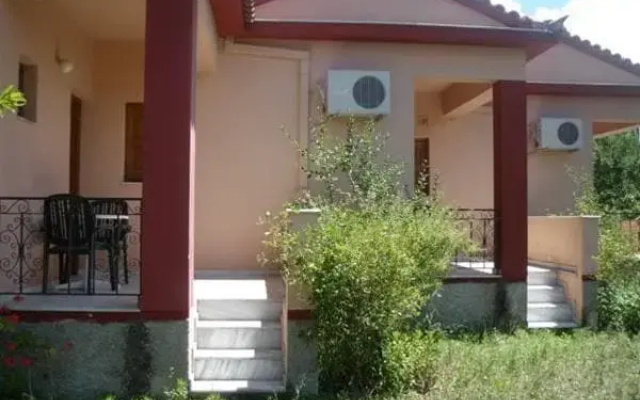 "Dianthi" Apartments