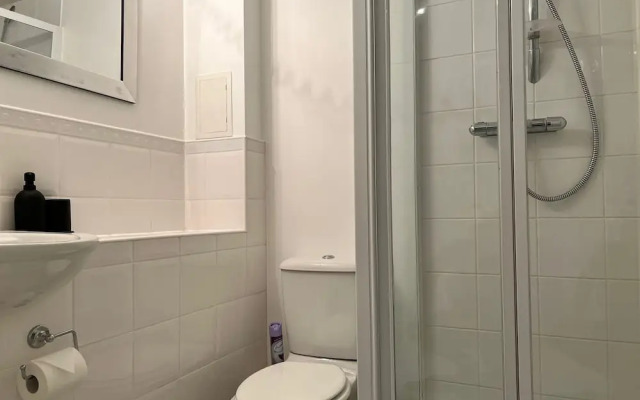 Cosy Flat 2mins Walk From Maidstone Station