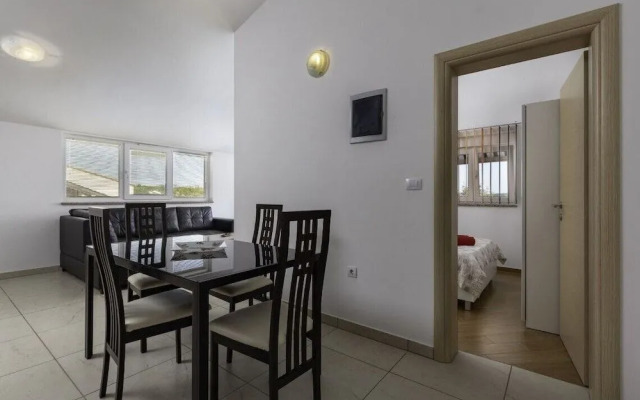 Comfort apartments with pool in Medulin