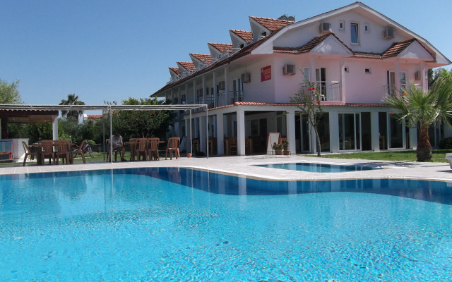 Yavuz Hotel