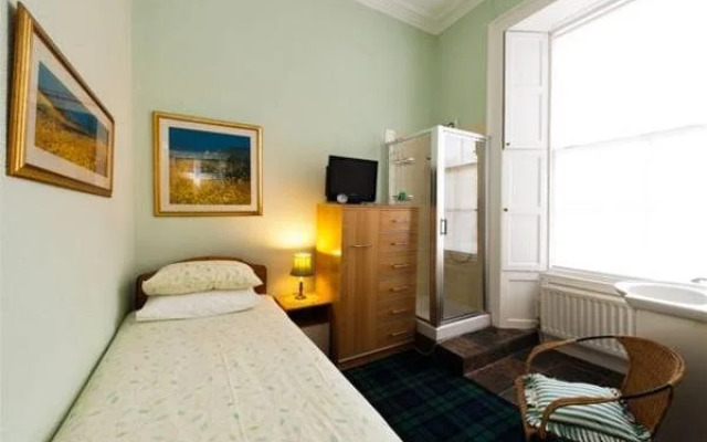 Garlands Guest House