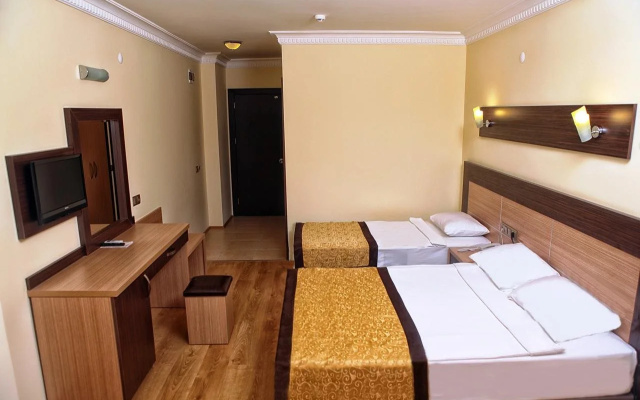 Caretta Beach Hotel