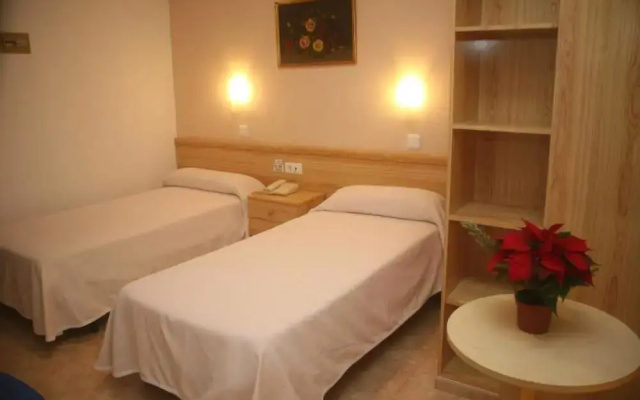 Hostal El Altet