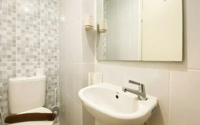 Nice And Comfy Studio At Tokyo Riverside Pik 2 Apartment