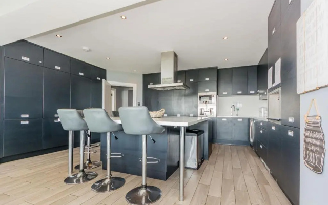 Ocean View,Kinsale, Exquisite holiday homes, sleeps 22