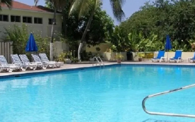 Frigate Bay Resort