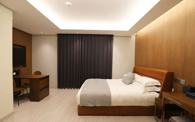 Dongdaegu Station Eastern Hotel