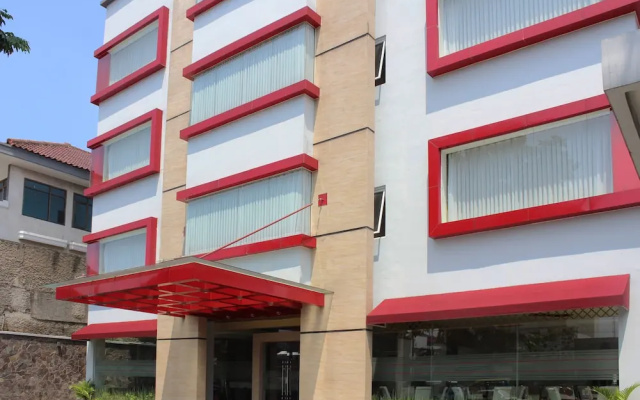Airy Kiaracondong Ibrahim Adjie Bandung