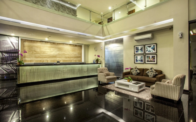 Hotel 88 Embong Malang Tunjungan By WH