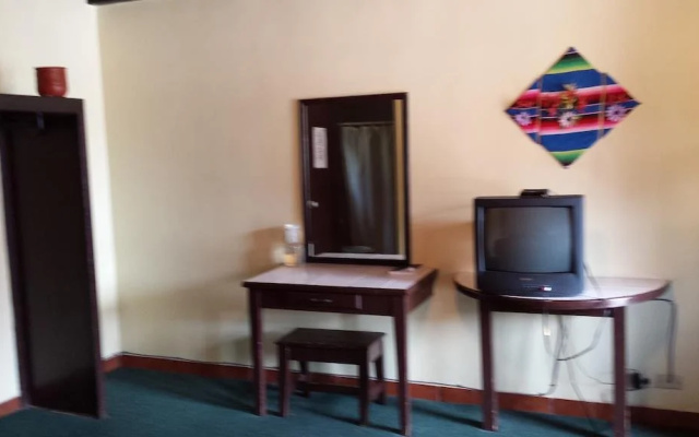 Motel Ensenada Inn