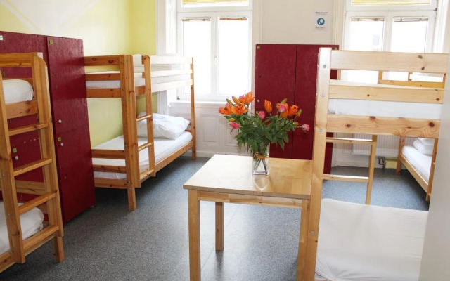 Westend City Hostel GmbH