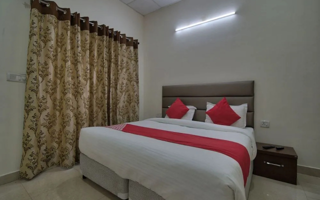 Oyo 7025 Hotel Lake View