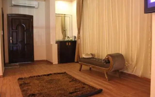 AL Bian Suites Hotel