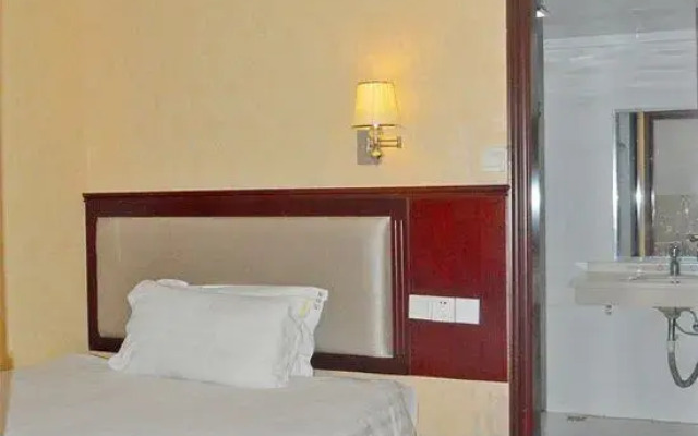 Honghua Lake Sunshine Hotel