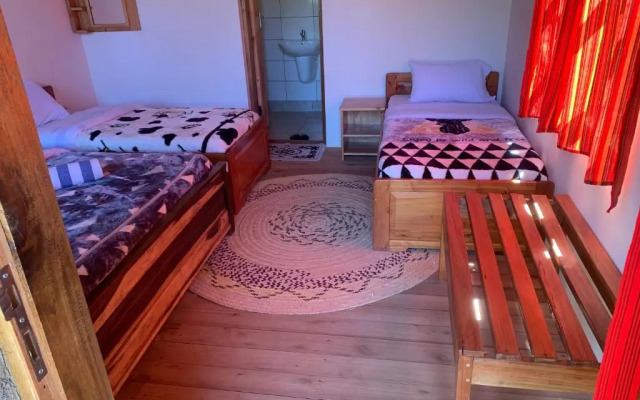 David Crater Homestay