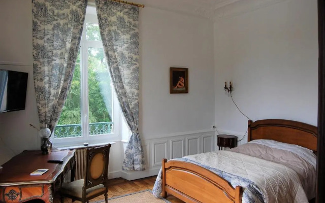 Chateau de Broyes