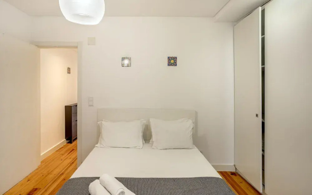 Bairro Alto Typical by Homing