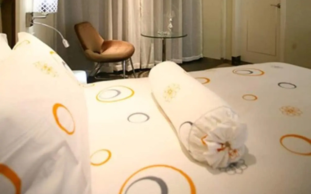 ZongGuan Branch EESIR Hotel