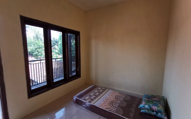 Oyo 1789 Bakungan Family Homestay