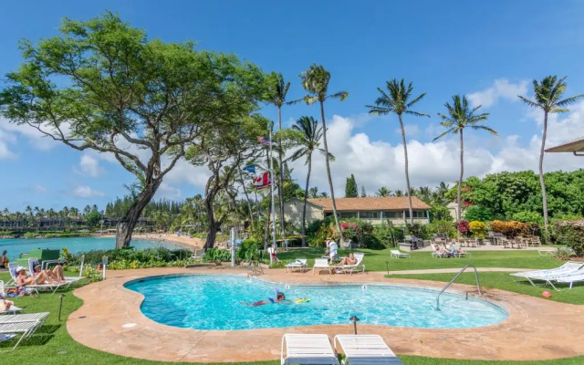 Castle Napili Surf Beach Resort