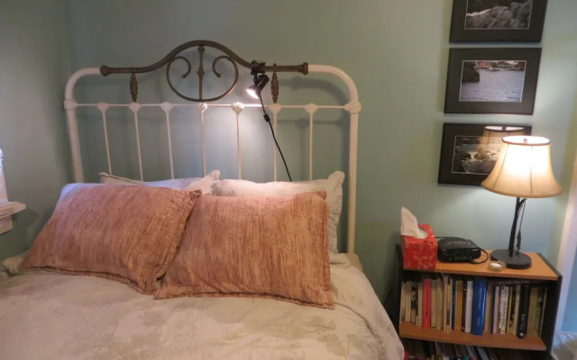 Caplin Cottage