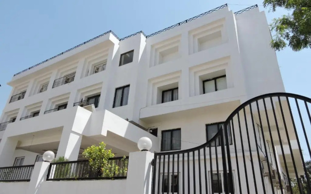 Hotel Uma Residency