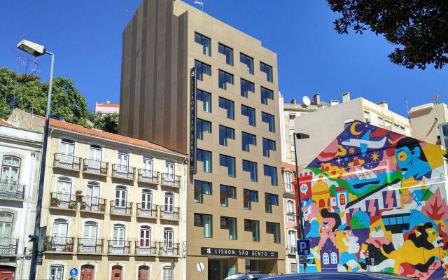 Lisbon Sao Bento Hotel вид на фасад