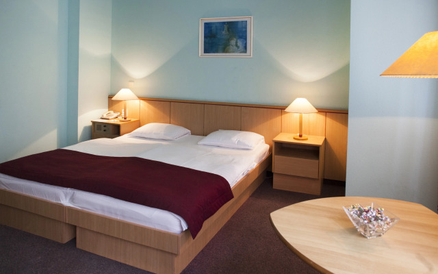 City Hotel Pilvax