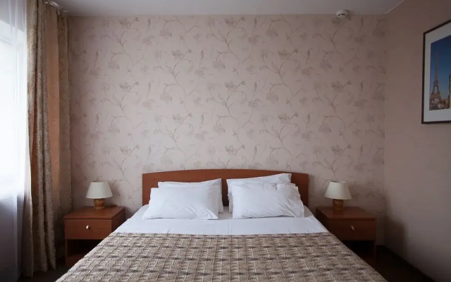 Chelyabinsk 4th Floor Hotel
