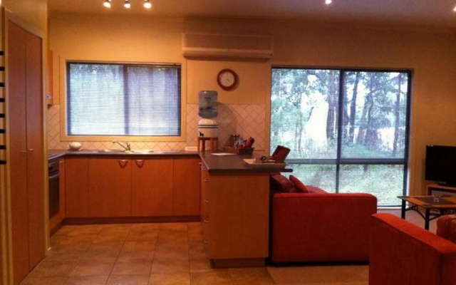 Idyllic Retreat For 4 People in Beautiful Otway Ranges, Recharge & Refresh in Hot Tub