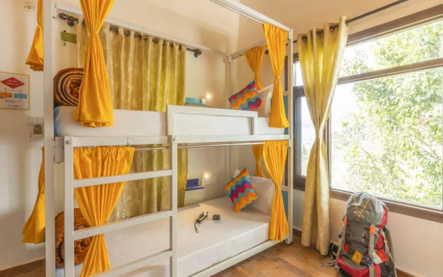 goSTOPS Mukteshwar - Hostel