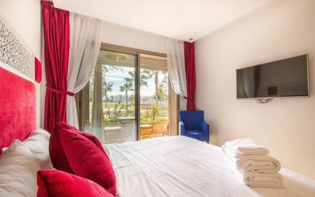 Family Only Golf City Flat