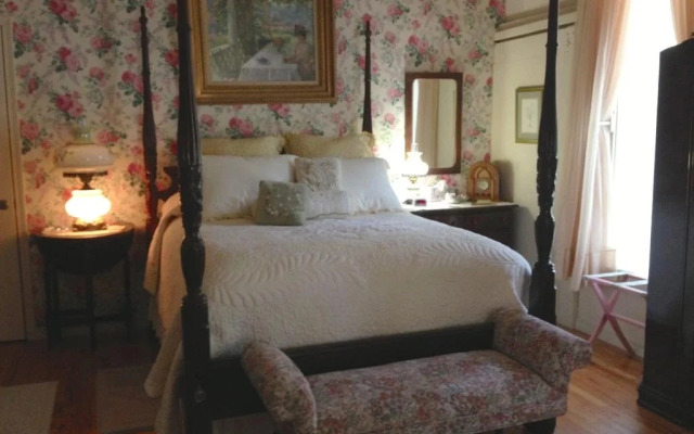 The Brownstone Inn
