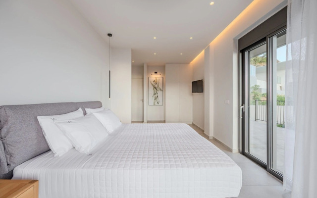 Zeus Villa