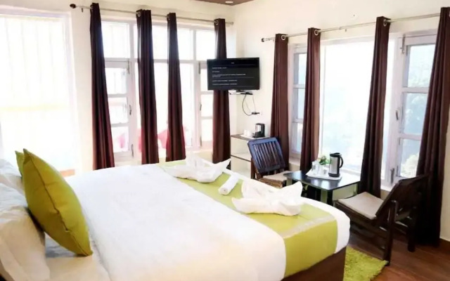 Goroomgo Aplin Hillden Shimla