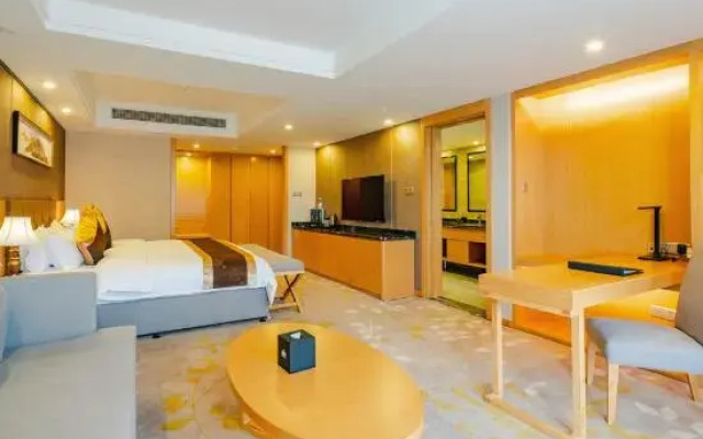 Bazhong Days Hotel