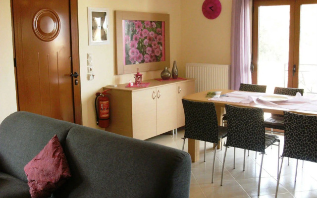 Helidonia Villas