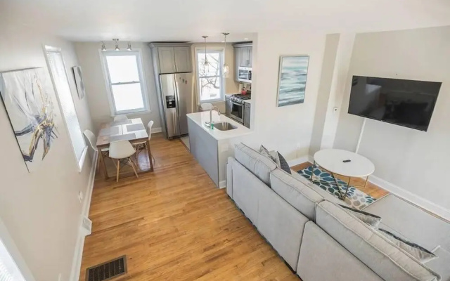 Newly Renovated Fitler Square Paradise