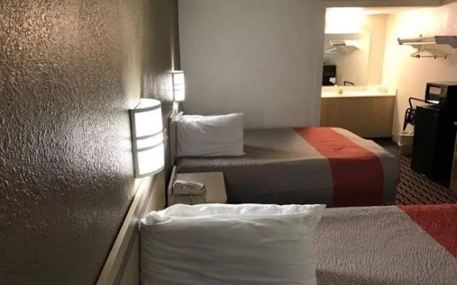 Motel 6 Cincinnati North