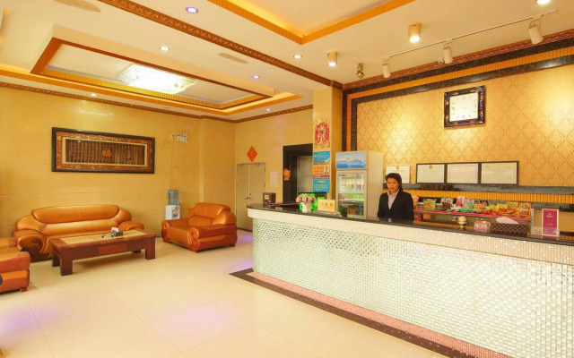 Kailai Castle Hotel (Guangzhou Chimelong Wildlife Park Branch)