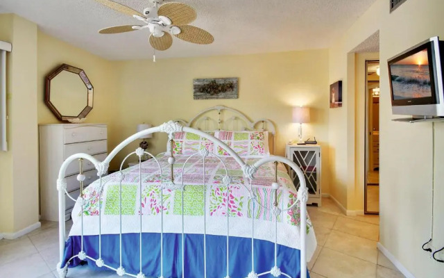 Land's End 1-304 Bay Front - Premier