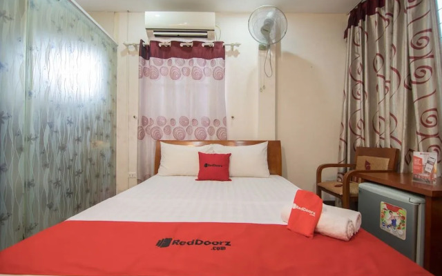 Reddoorz Near Hanoi Railway Station