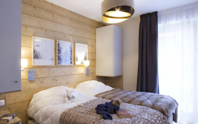 Cosy apartment with spa near the slopes in Alpe d'Huez