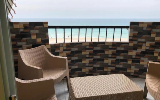 Family Condo with Panoramic Sea View 2
